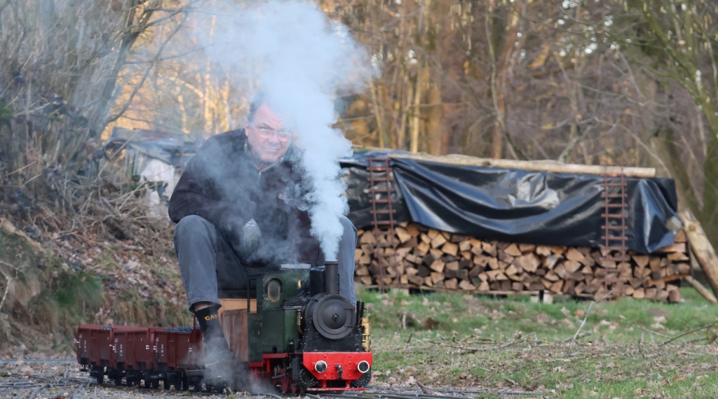 Dampf aus dem Schlot der BR99